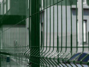 Leia mais sobre o artigo Por que a Tela Soldada é a Escolha Inteligente para a Segurança Residencial